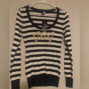 GUESS  Sweater in Black and White with Gold GUESS logo, NEW WITH TAGS
